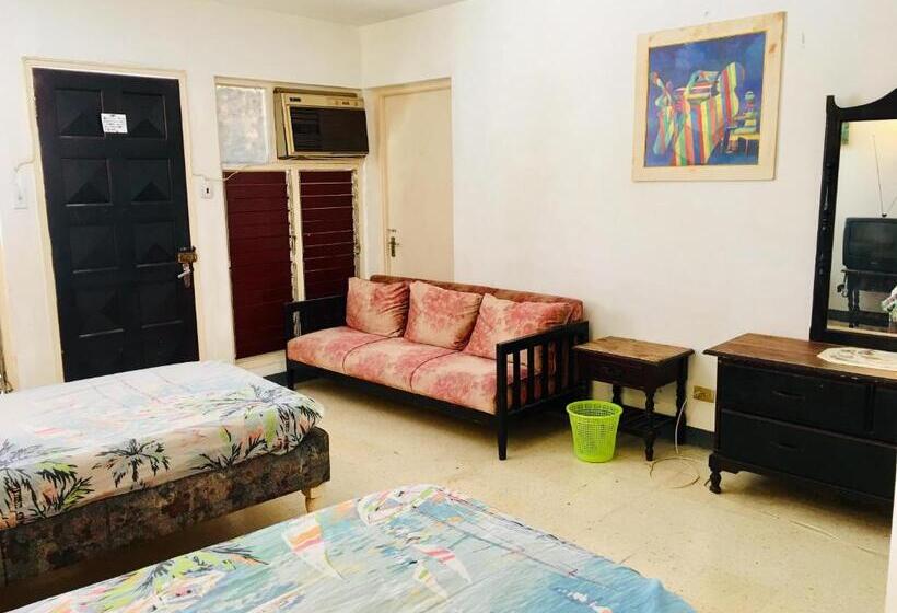 اتاق یک تخته با چشم‌انداز باغ, African Symbol Guest House