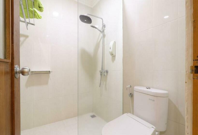 デラックスルーム, Huswah Airport