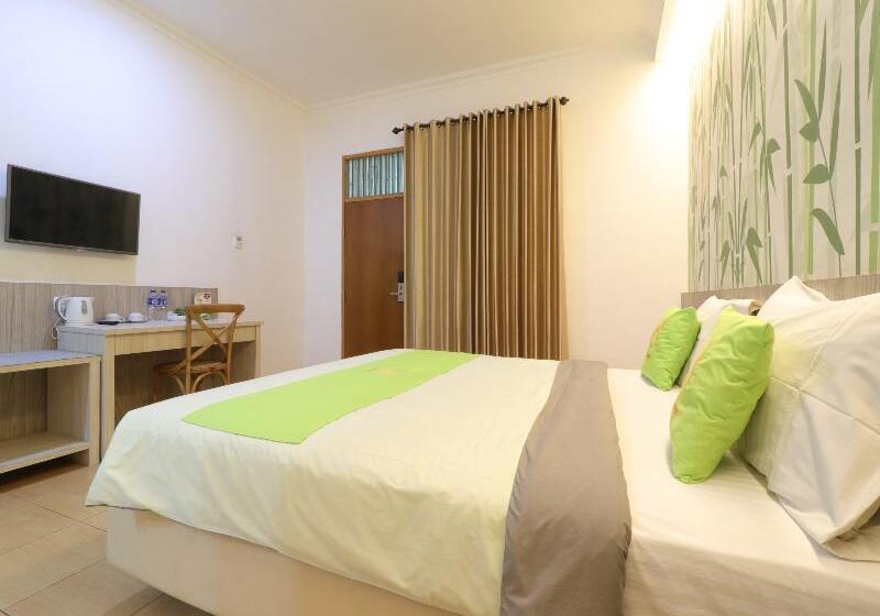 デラックスルーム, Huswah Airport