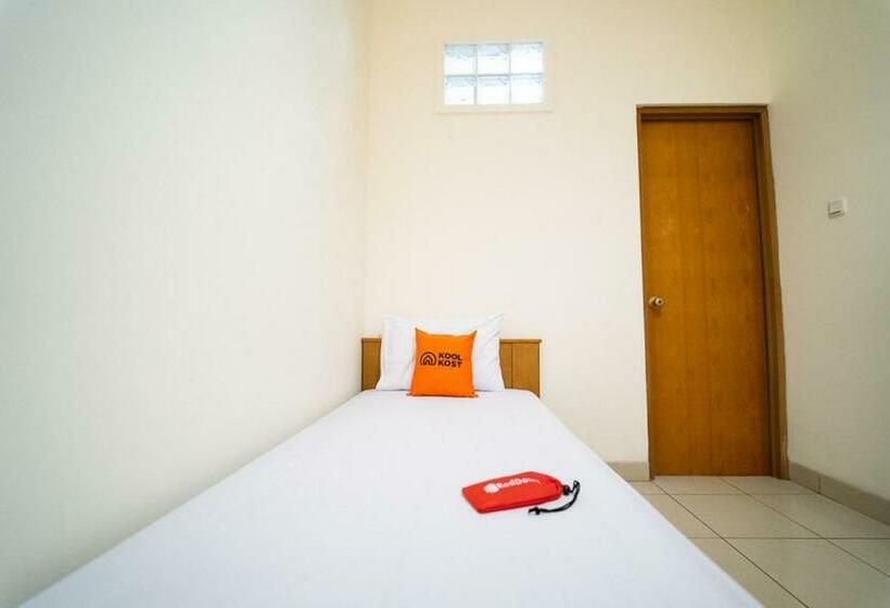 غرفة قياسية فردية, Koolkost Near Padjadjaran University   Minimum Stay 6 Nights