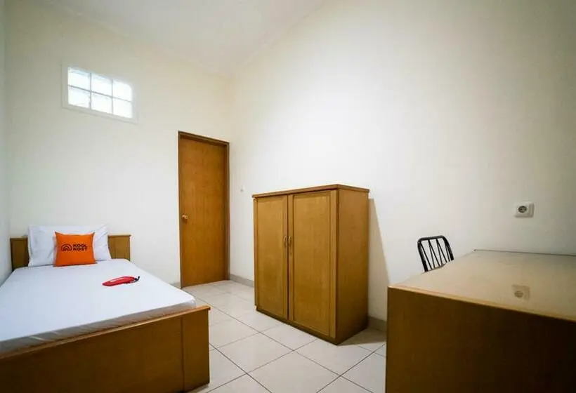 スタンダードシングルルーム, Koolkost Near Padjadjaran University   Minimum Stay 6 Nights