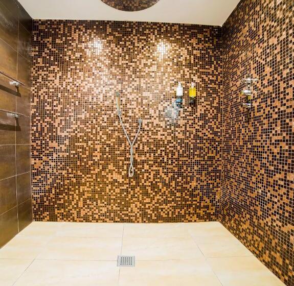 高级大房间, Imperial