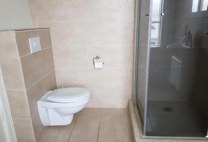 Habitació Superior, Fe Gisting