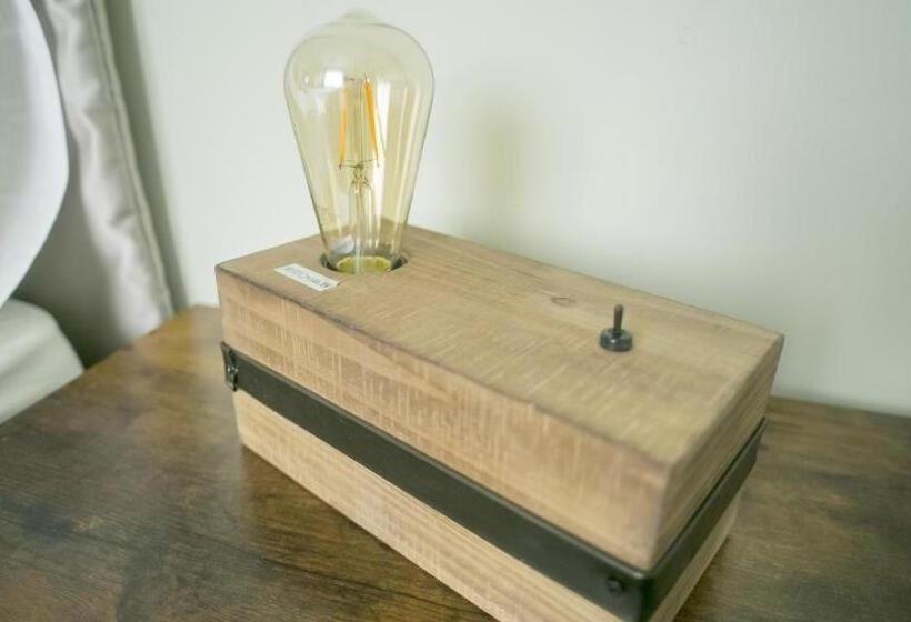 חדר אקונומי, Il Nido Dei Gufi