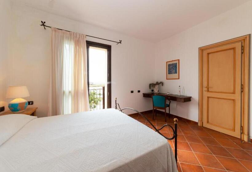 标准间, Sei   Isola Lunga