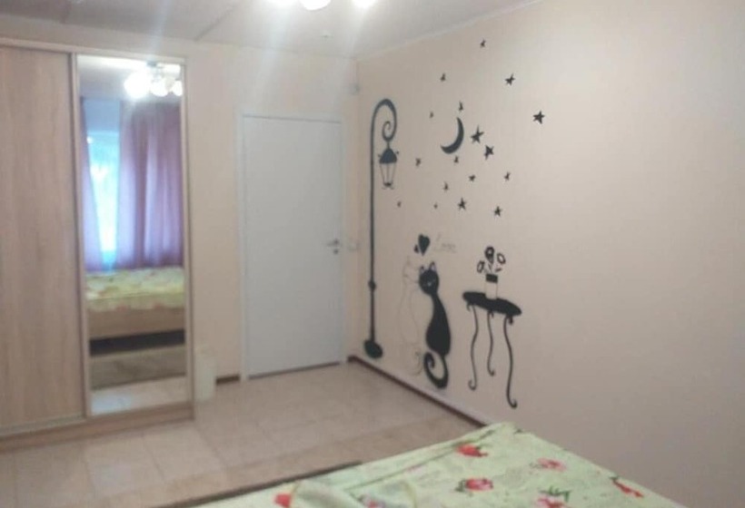 Семейный Номер, Best Hostel