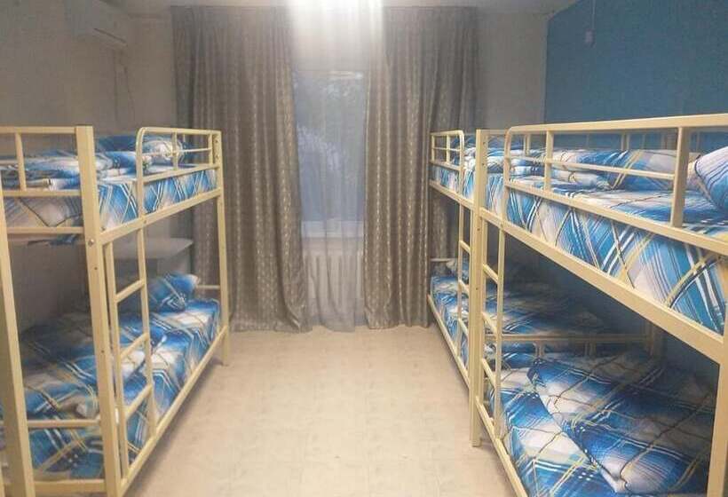 سرير فى غرفة مشتركه, Best Hostel