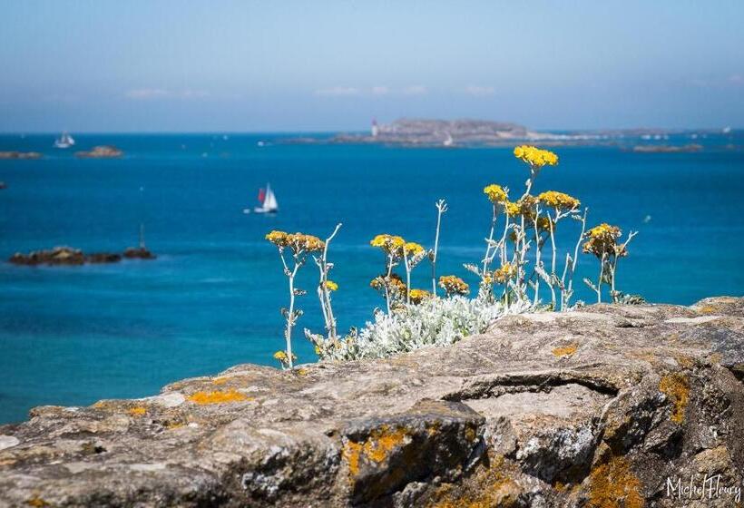 2间卧室的房子, La Vallée Du Launay