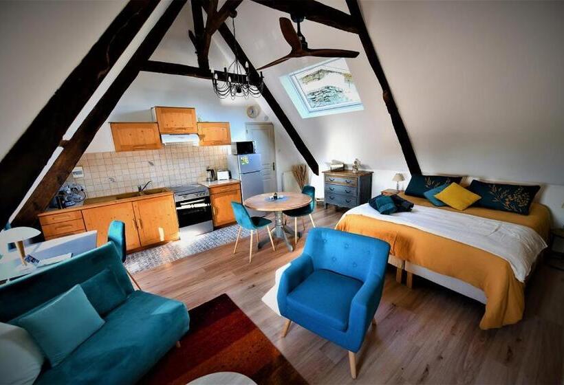 标准工作室, La Vallée Du Launay