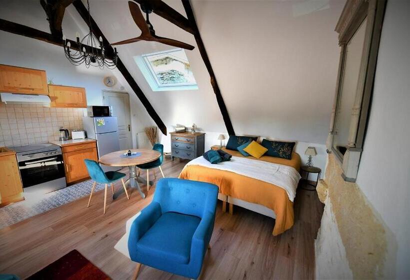 标准工作室, La Vallée Du Launay