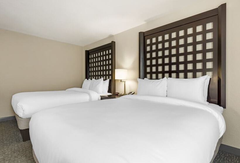 غرفه قياسيه سريرين مزدوجين, Comfort Inn Plano Dallas