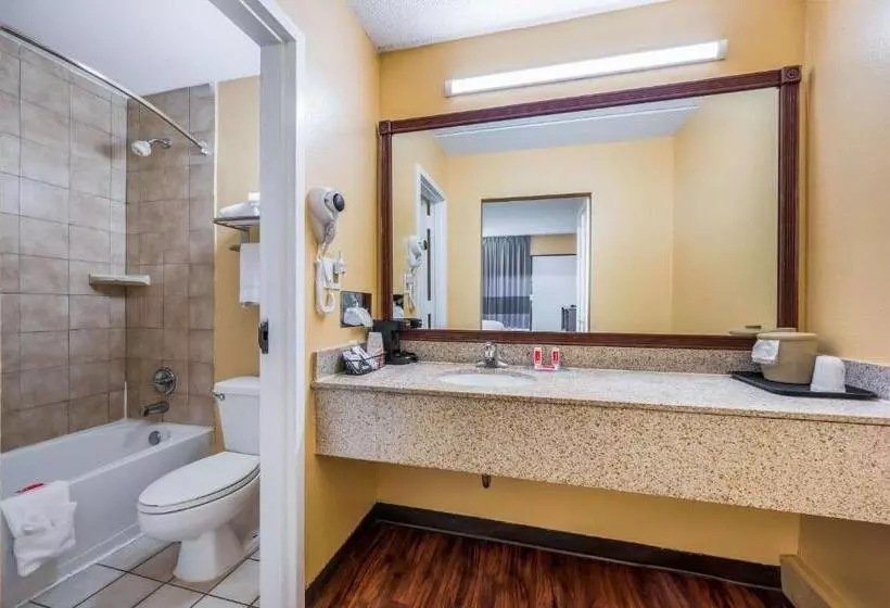 استودیو استاندارد با تخت کینگ, Econo Lodge