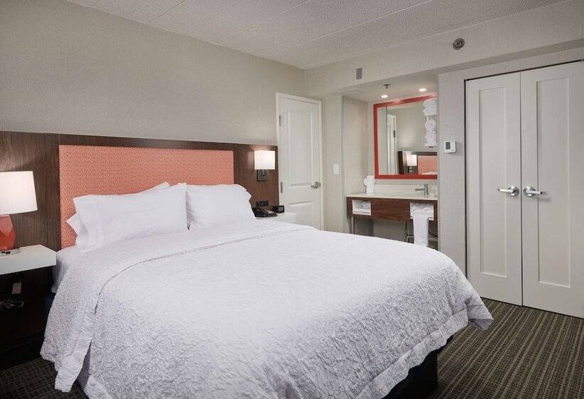 חדר סטנדרט מיטה זוגית, Hampton Inn Fairfax City