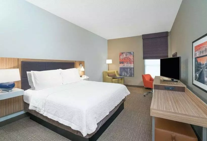 اتاق استاندارد با تخت بزرگ, Hampton Inn Madison Huntsville Airport