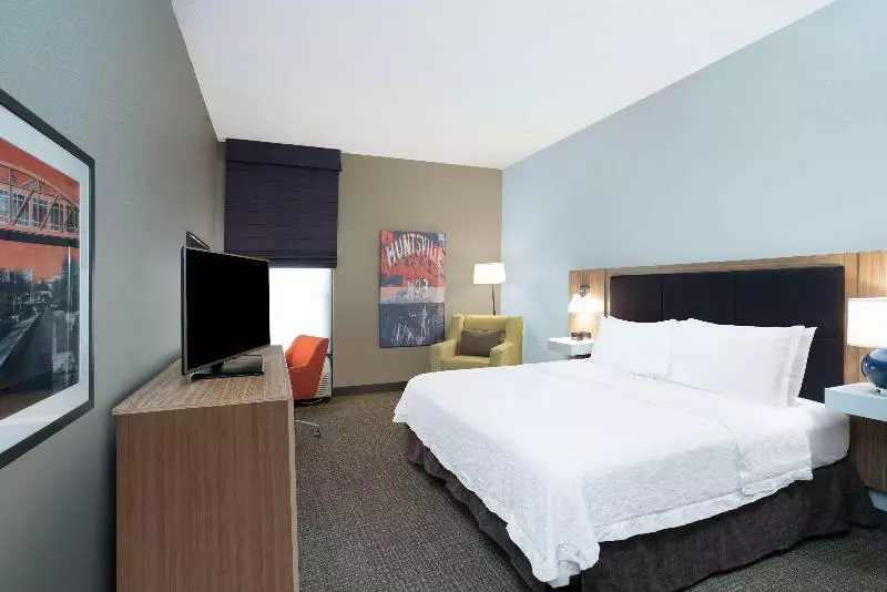 اتاق استاندارد با تخت بزرگ, Hampton Inn Madison Huntsville Airport