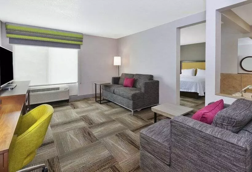 スイート, Hampton Inn Idaho Falls At The Mall