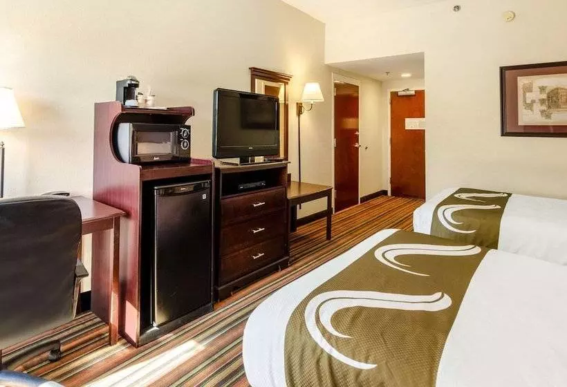 2ダブルベッドのスタンダードルーム, Quality Inn Danville University Area