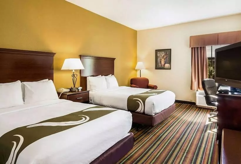 2ダブルベッドのスタンダードルーム, Quality Inn Danville University Area