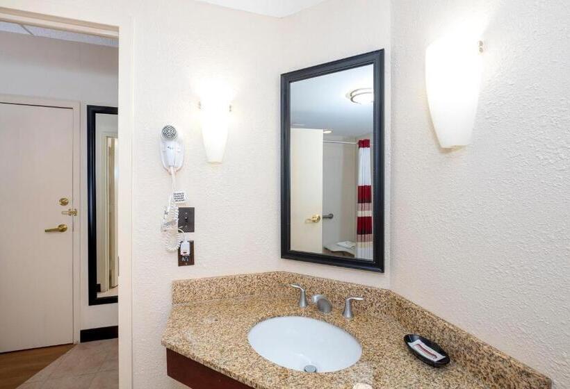 غرفة قياسية سرير كينج, Red Roof Inn Meriden