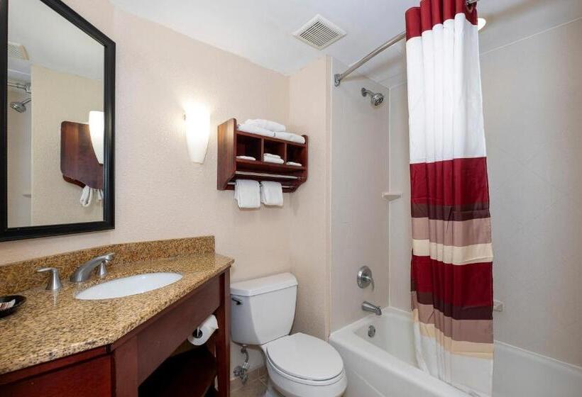 غرفه قياسيه سريرين مزدوجين, Red Roof Inn Meriden