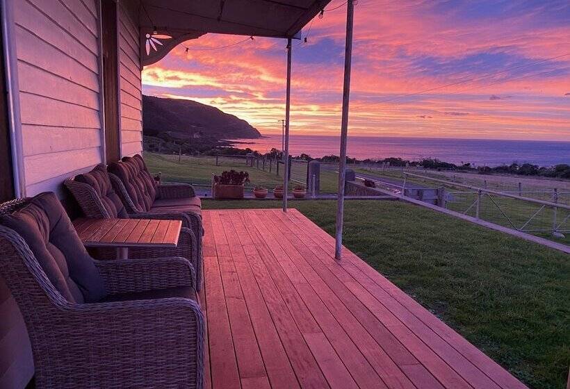 غرفة قياسية مطلّة علي البحر, Seacroft Estate