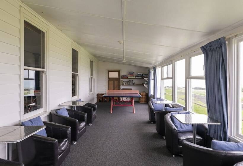 غرفة قياسية, Seacroft Estate