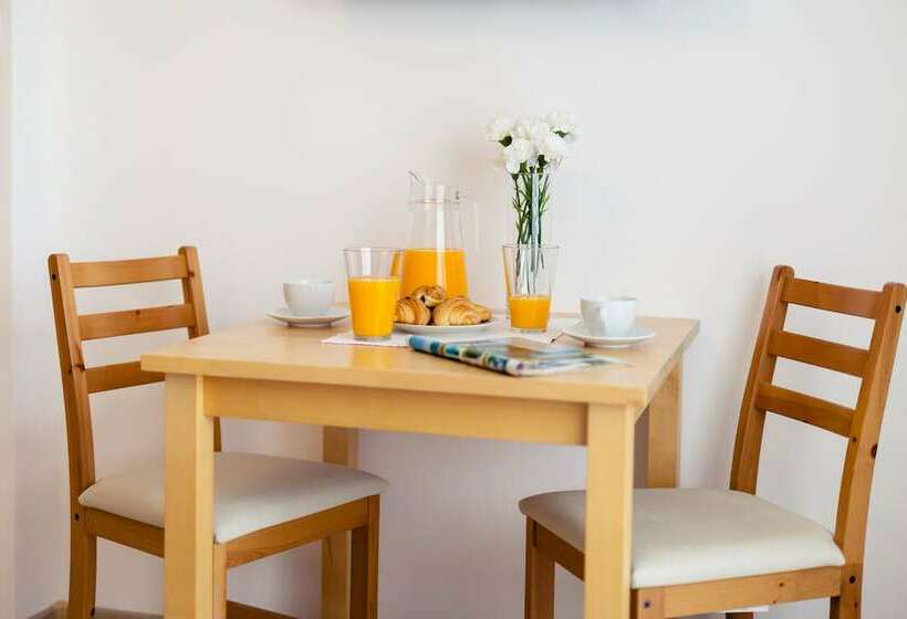 标准间带游泳池, Rooms & Apartments Karlo