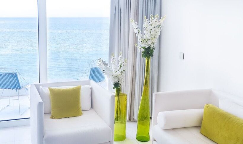 سوییت اجرایی, La Tour Blanche