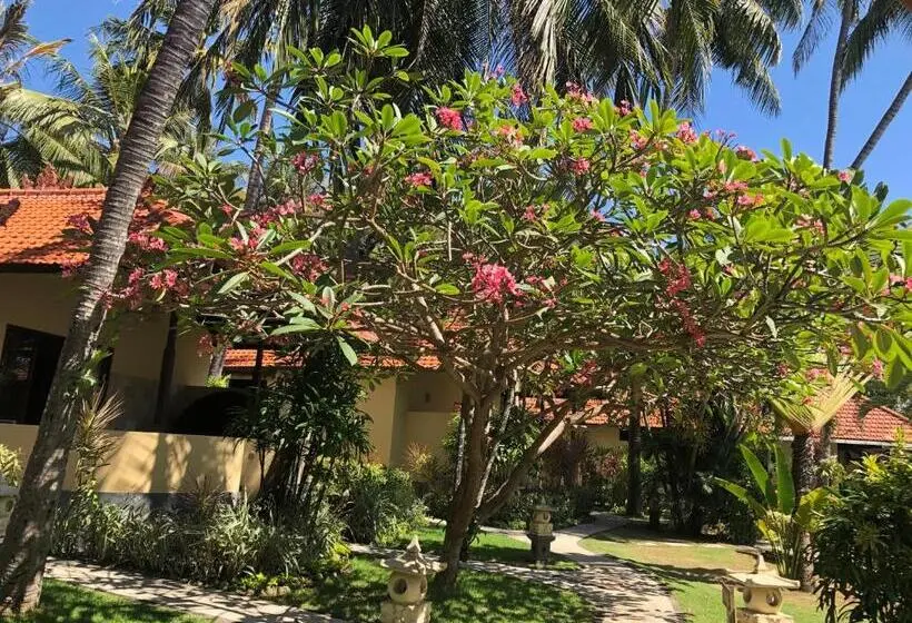 اتاق لوکس, Teluk Karang Dive & Spa Resort