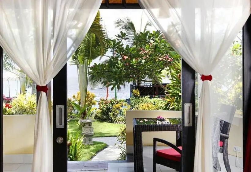 اتاق لوکس, Teluk Karang Dive & Spa Resort