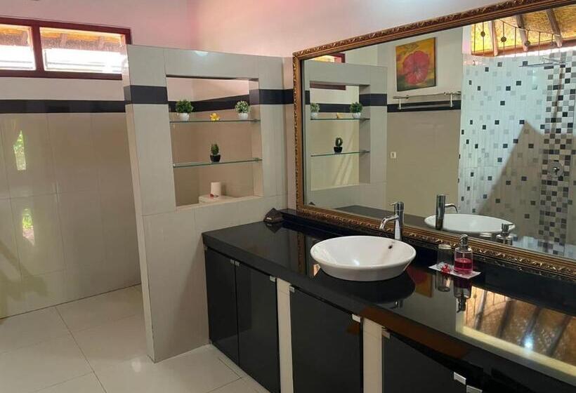 Вилла с 1 спальней и бассейном, Teluk Karang Dive & Spa Resort