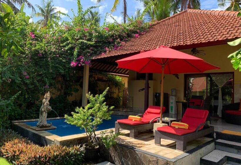 וילת סופריור, חדר שינה 1, Teluk Karang Dive & Spa Resort