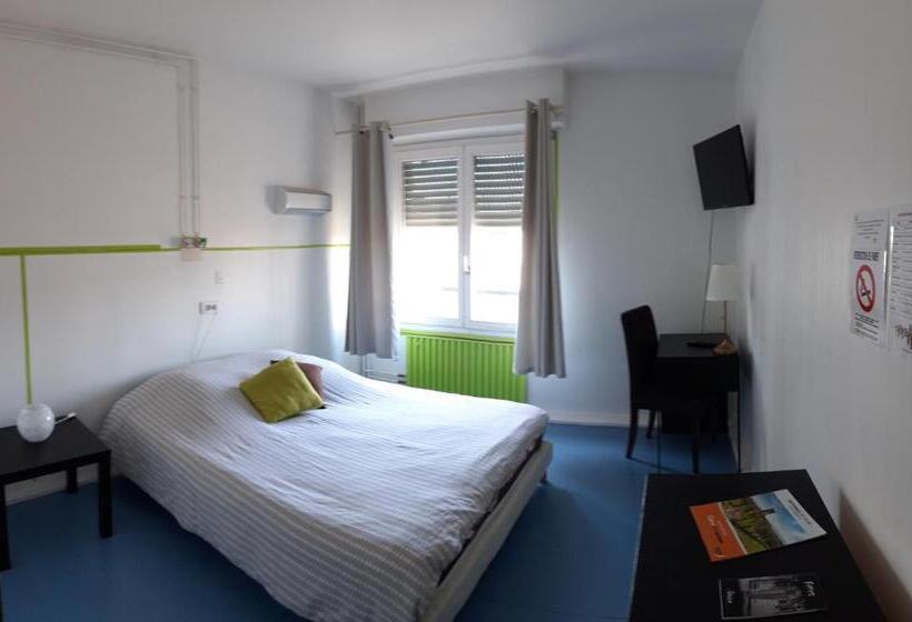 Номер Стандарт, Hôtel Labat