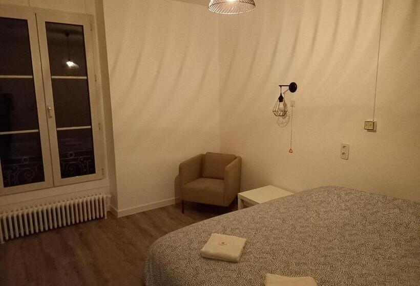 סוויטה, Hôtel Labat