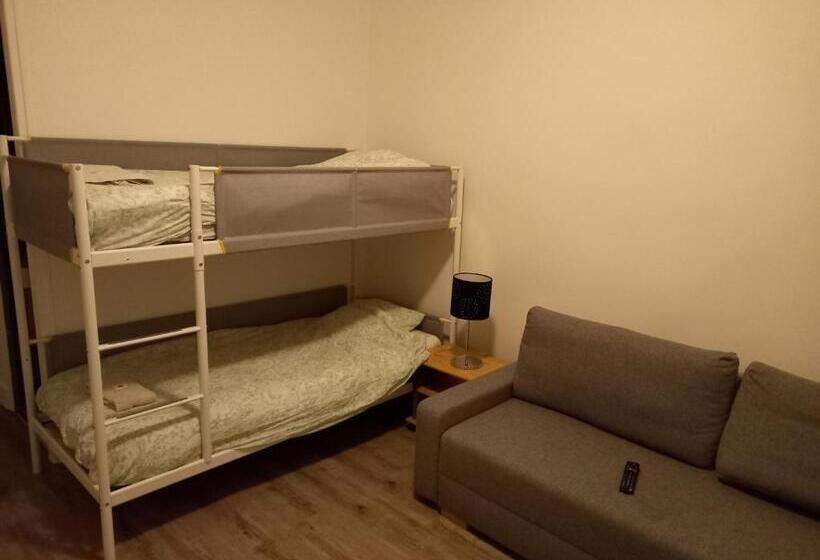 סוויטה, Hôtel Labat