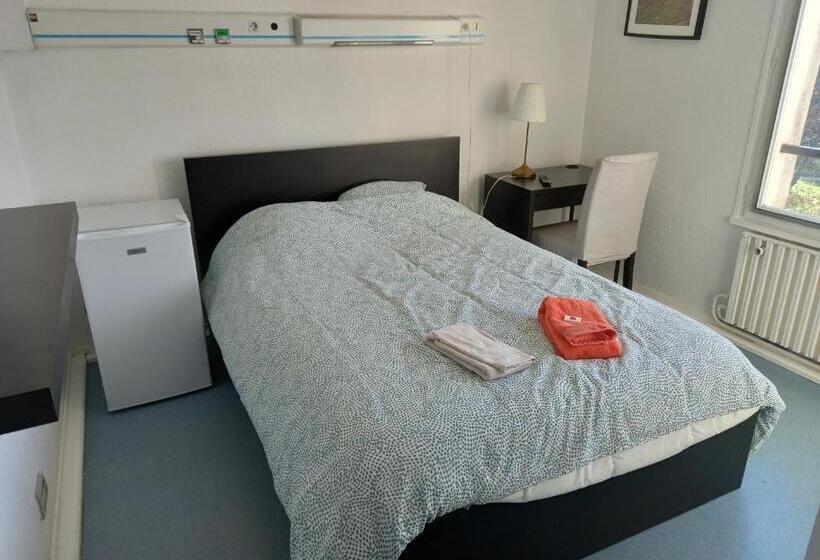 חדר אקונומי, Hôtel Labat