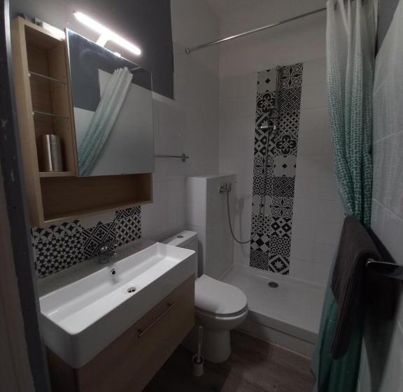 סוויטה, Hôtel Labat