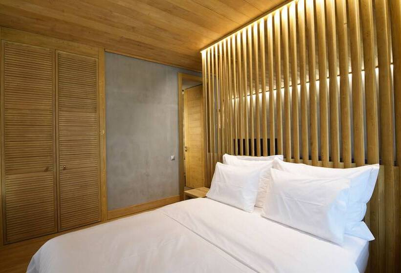 سوییت جونیور, Escapade Luxury Residences