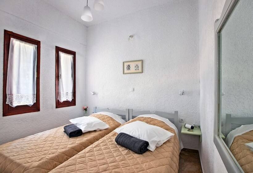 带1个卧室带花园景观的公寓, New Aurora Apts Studios