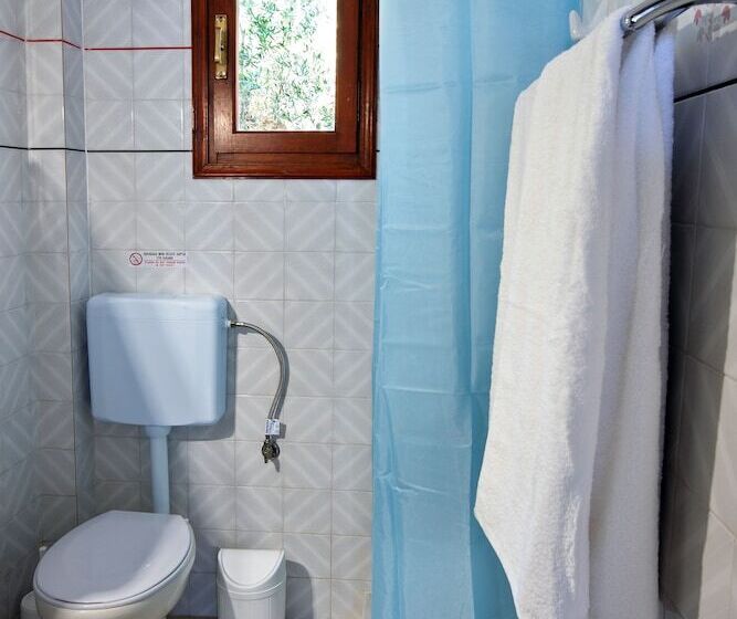 带1个卧室带花园景观的公寓, New Aurora Apts Studios