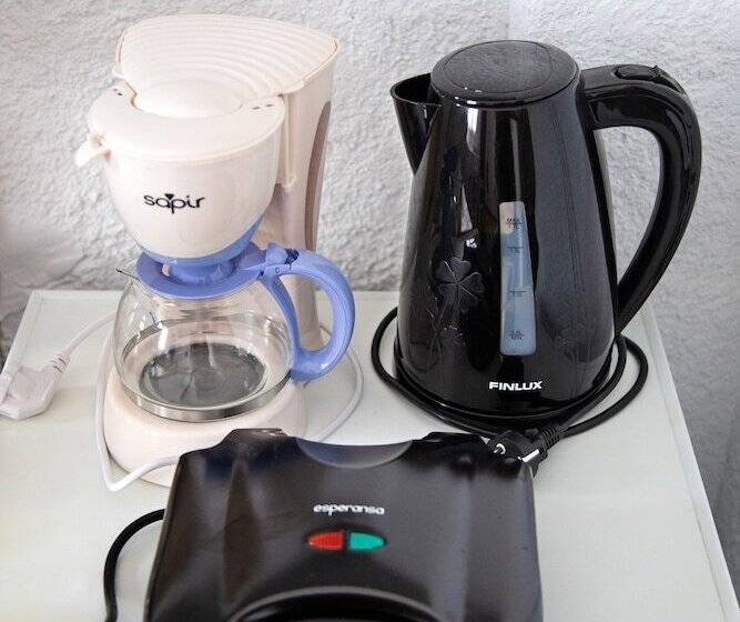 带1个卧室带花园景观的公寓, New Aurora Apts Studios