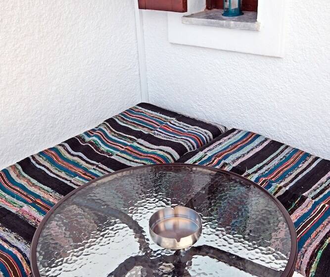 带1个卧室带花园景观的公寓, New Aurora Apts Studios