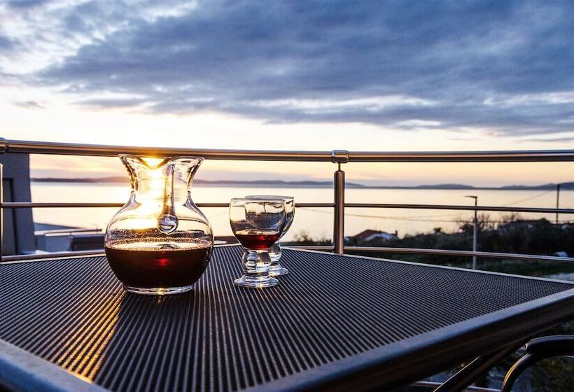 إستوديو قياسى, Apartment And Rooms Ana