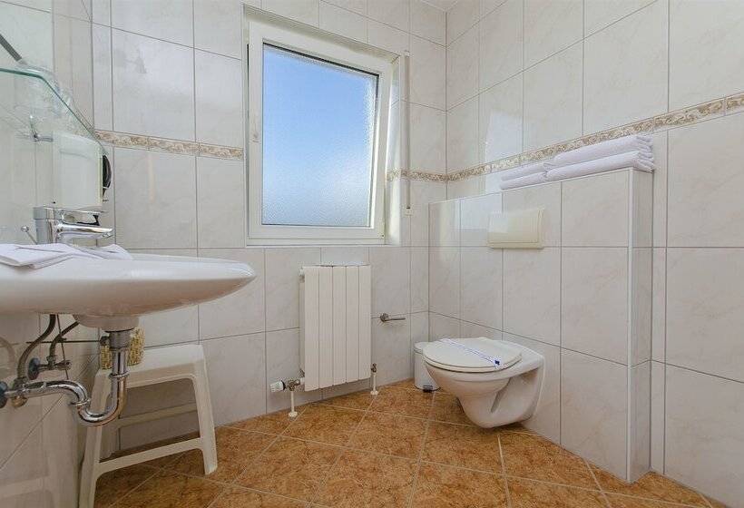 إستوديو قياسى, Apartment And Rooms Ana