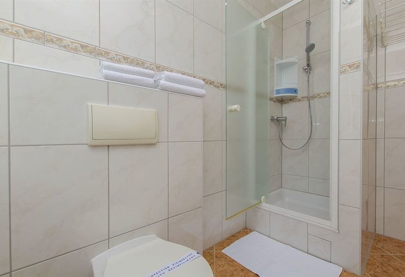 إستوديو قياسى, Apartment And Rooms Ana