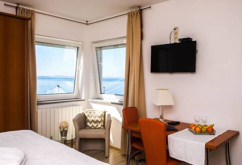 إستوديو قياسى, Apartment And Rooms Ana