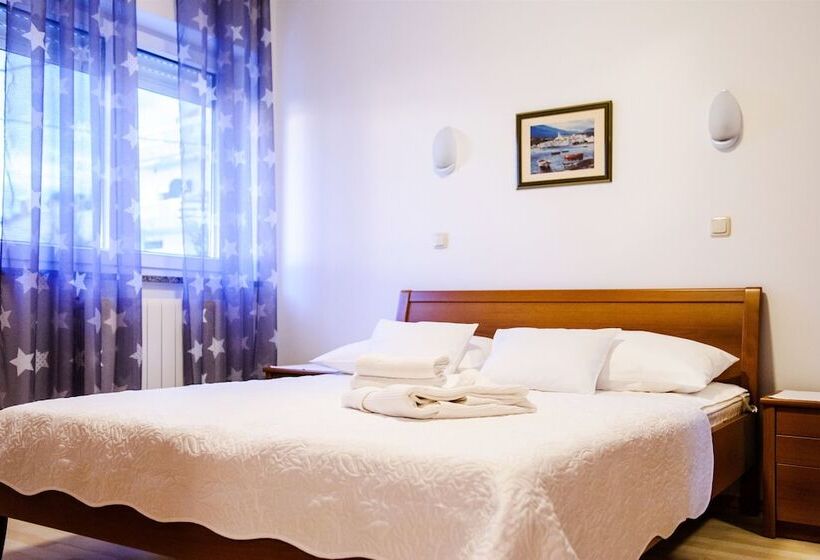 غرفة قياسية, Apartment And Rooms Ana