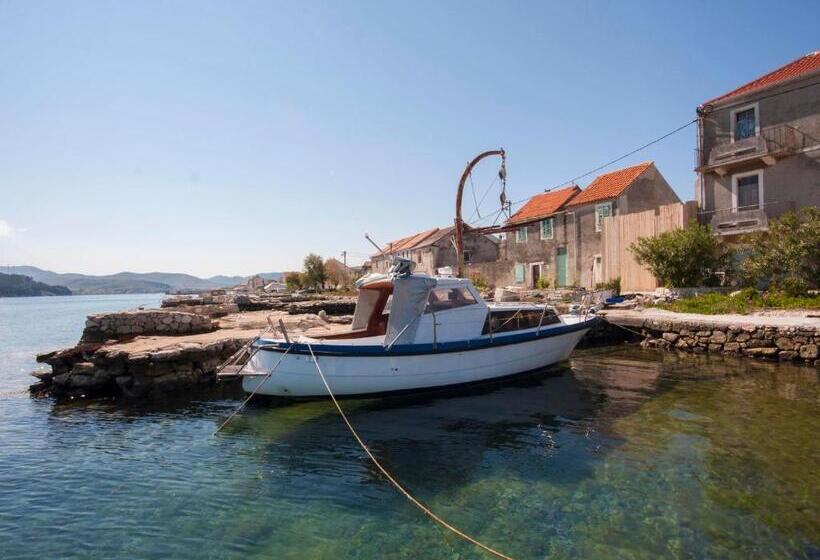 شقة غرفة واحدة, Apartments Grivičić