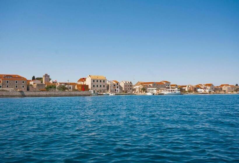 شقة غرفة واحدة, Apartments Grivičić