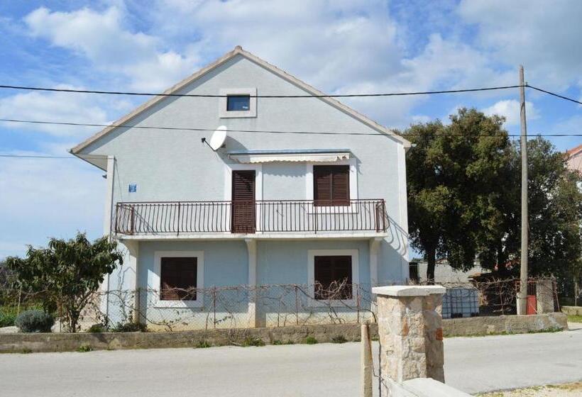 침실 1개 아파트, Apartments Ivica Pakostane